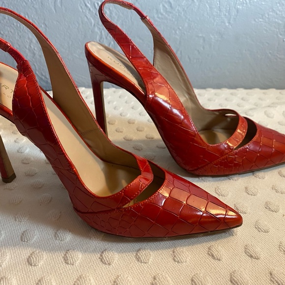 KURT GEIGER Red Croc Embossed Sling Back Heel - Picture 8 of 16